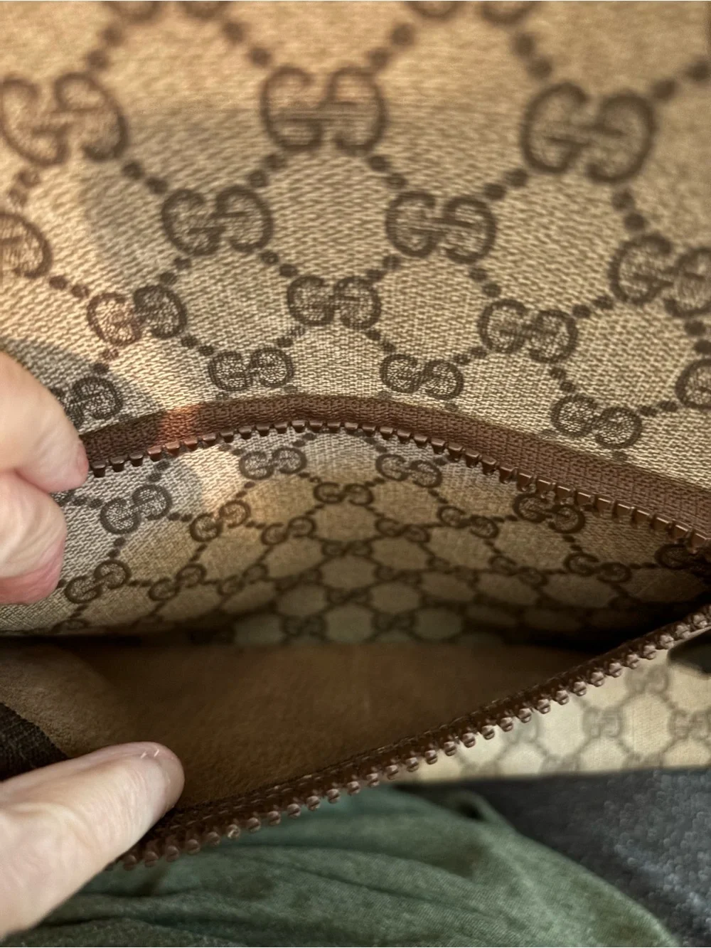 Authentic Vintage Gucci Sherry Line GG Supreme Tote – Classic 80s Style